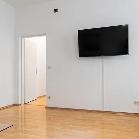 Welcoming 3Br Budget Apt. Well Connected Wien Exterior foto