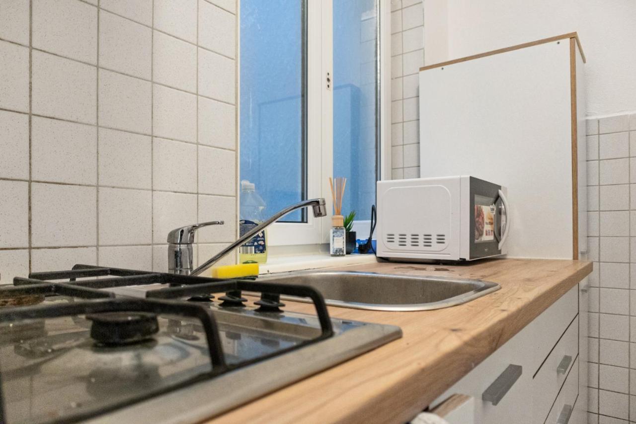 Welcoming 3br Budget Apt. Well Connected Apartament *